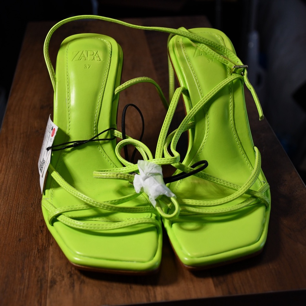 Zara Women's Bright Green Strappy Heels